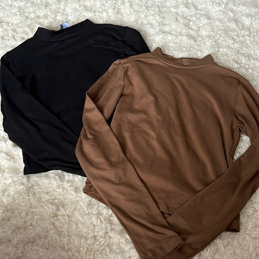 Two pack olivia rae cropped turtlenecks